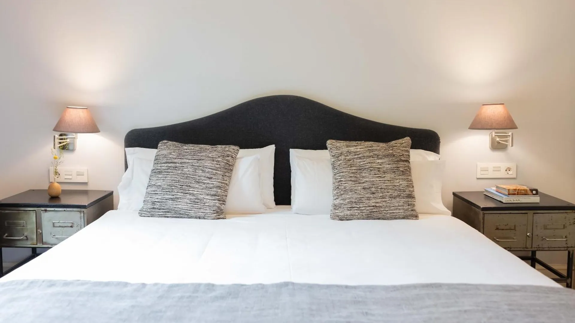 We Boutique Hotel Barcelona 3*,